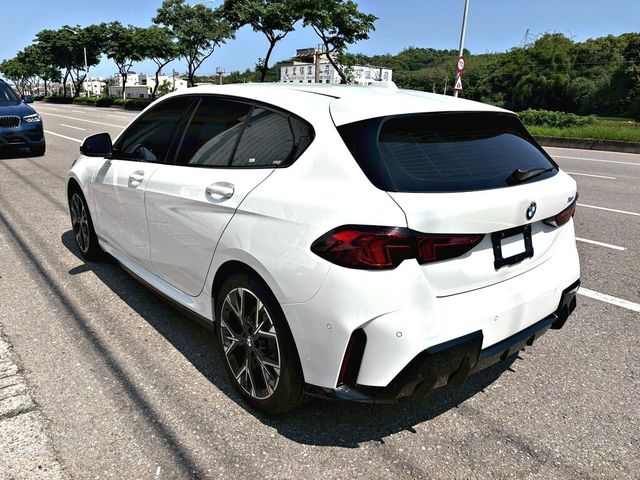 BMW寶馬 120I  第2張相片