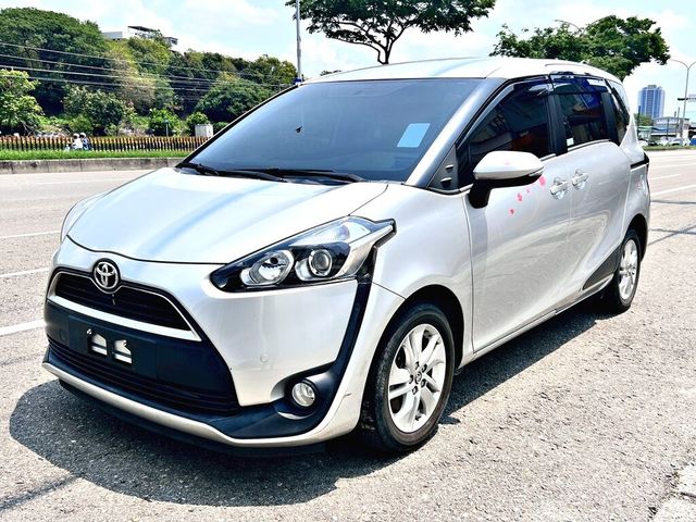 TOYOTA豐田 SIENTA  第1張相片