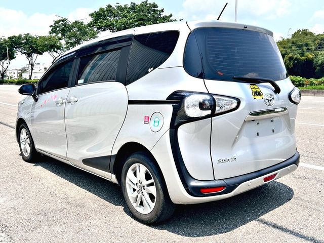 TOYOTA豐田 SIENTA  第2張相片