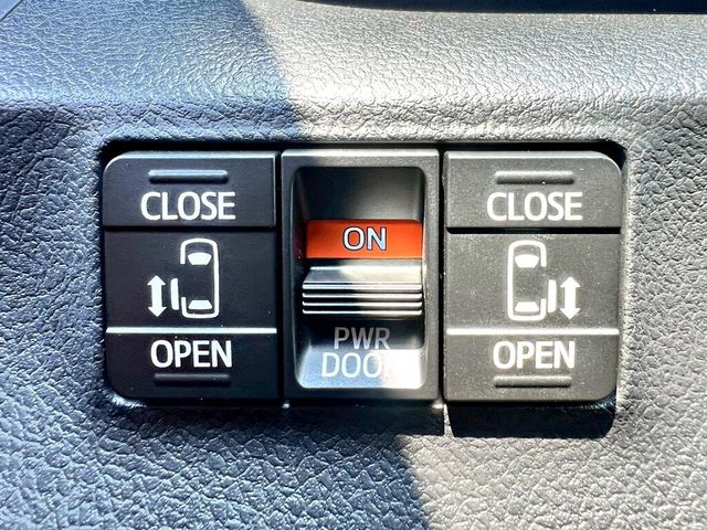 TOYOTA豐田 SIENTA  第14張相片