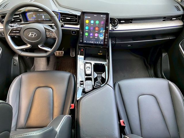 HYUNDAI現代 CUSTIN  第12張相片