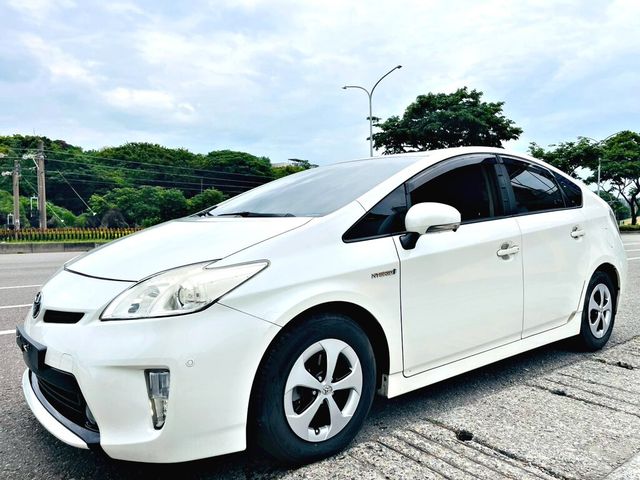 TOYOTA豐田 PRIUS  第1張相片
