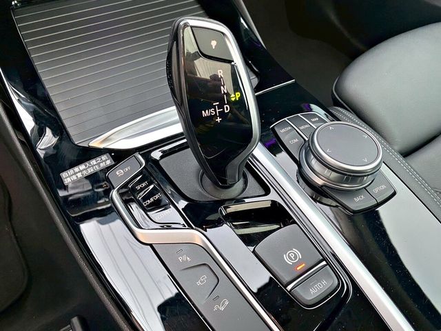 BMW寶馬 X3  第16張相片