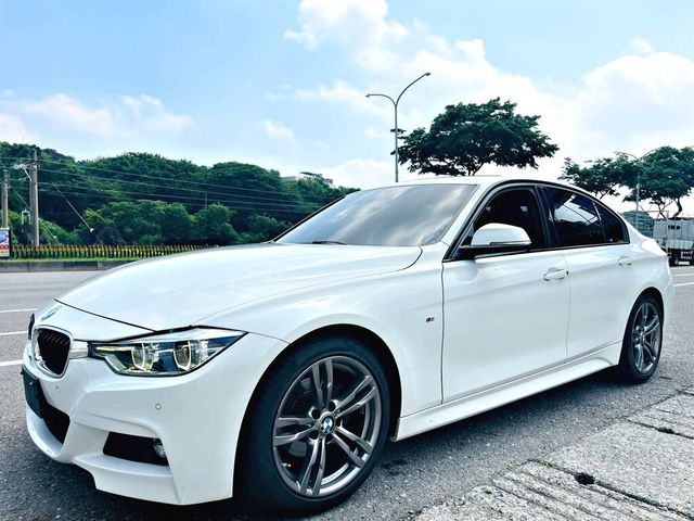 BMW寶馬 320I  第1張相片