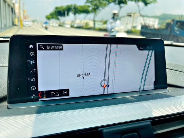 BMW寶馬 320I  第15張相片