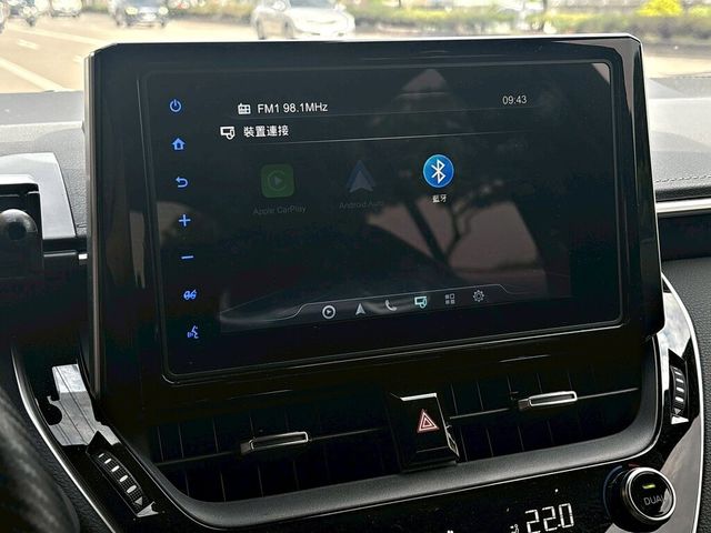 TOYOTA豐田 COROLLA SPORT  第14張相片