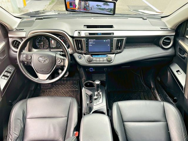 TOYOTA豐田 RAV4  第9張相片