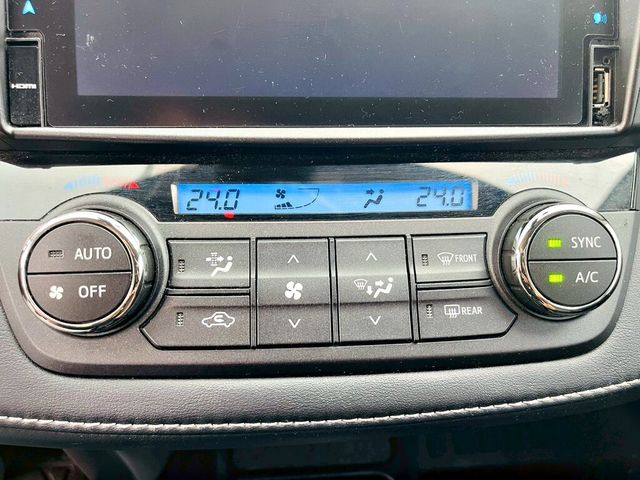 TOYOTA豐田 RAV4  第11張相片