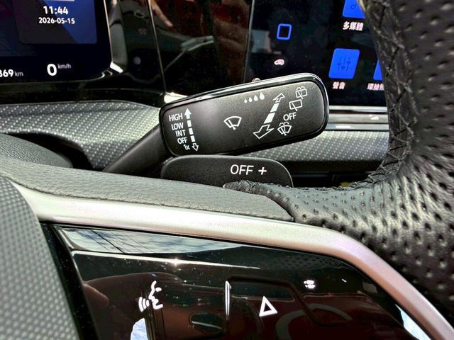 VOLKSWAGEN福斯 GOLF VARIANT  第8張相片