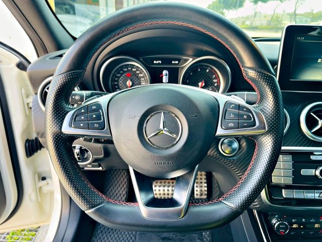 M-BENZ賓士 A180  第4張相片