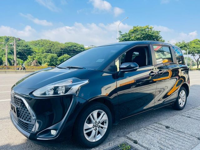 TOYOTA豐田 SIENTA  第1張相片