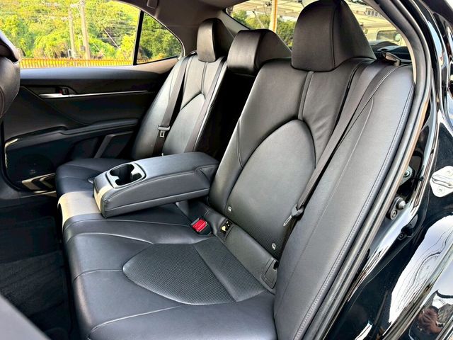 TOYOTA豐田 CAMRY  第8張相片