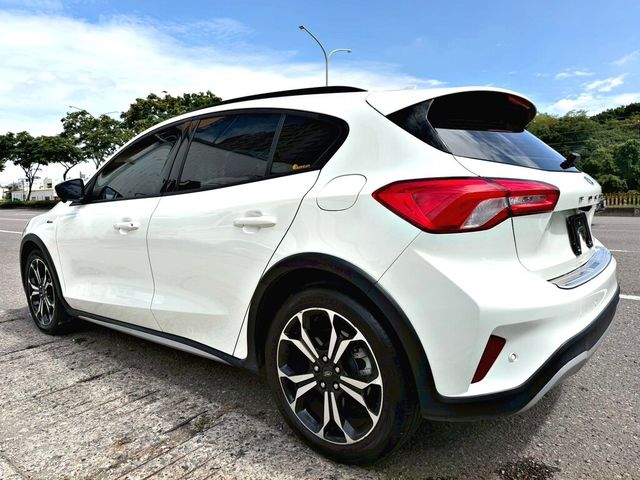 FORD福特 FOCUS ACTIVE  第2張相片