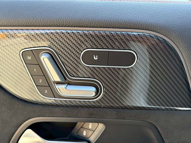 M-BENZ賓士 GLA250  第16張相片
