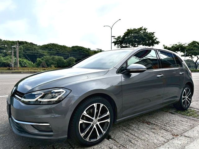 VOLKSWAGEN福斯 GOLF  第1張相片