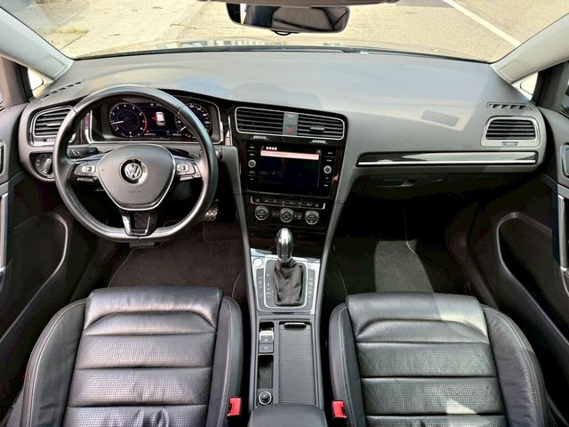 VOLKSWAGEN福斯 GOLF  第11張相片