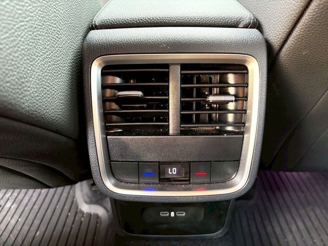 SKODA司科達 OCTAVIA COMBI  第17張相片
