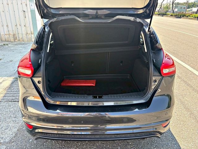 FORD福特 FOCUS  第3張相片