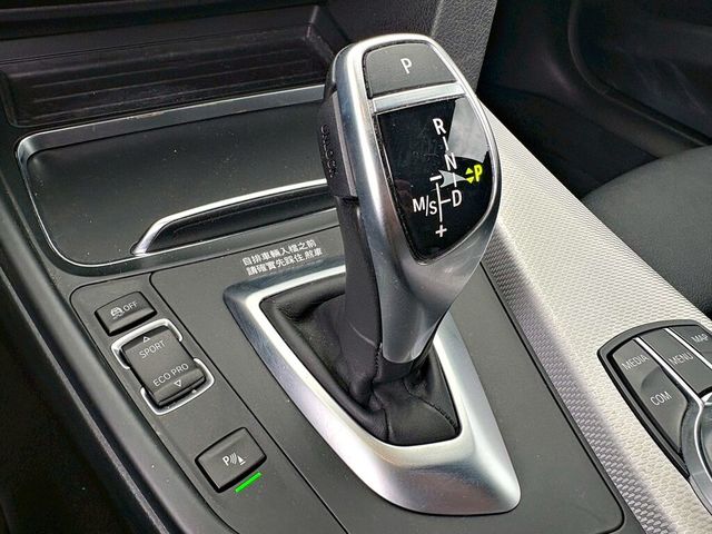BMW寶馬 320I M SPORT  第16張相片