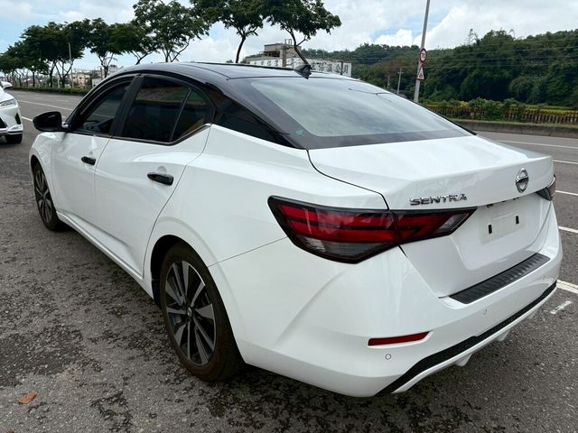 NISSAN日產 SENTRA  第2張相片