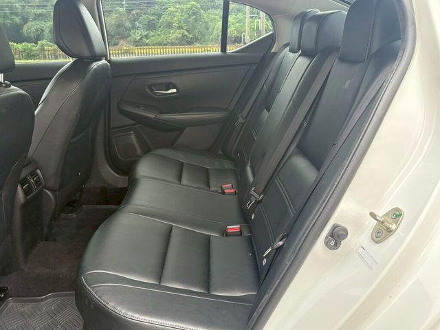 NISSAN日產 SENTRA  第7張相片