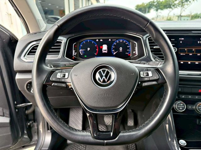 VOLKSWAGEN福斯 T-ROC  第4張相片