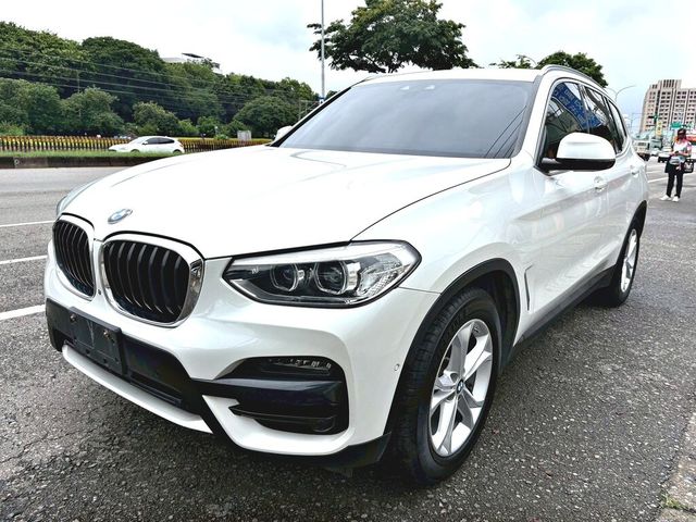 BMW寶馬 X3  第1張相片