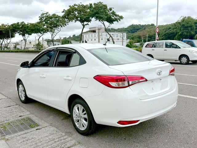 TOYOTA豐田 VIOS  第2張相片