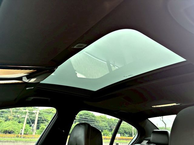 BMW寶馬 530I  第17張相片