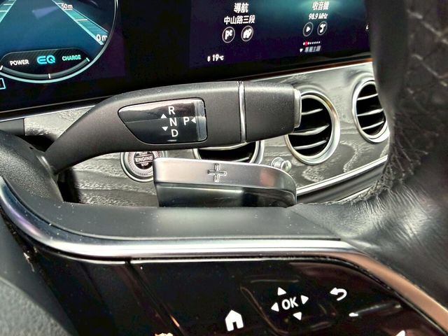 M-BENZ賓士 E300  第8張相片