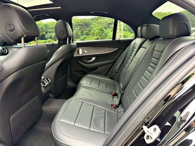 M-BENZ賓士 E300  第10張相片