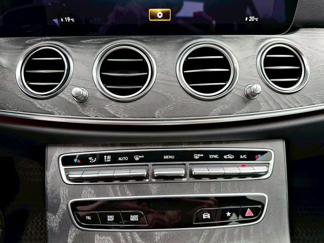 M-BENZ賓士 E300  第13張相片