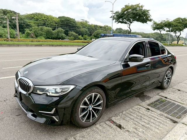 BMW寶馬 318I LUXURY  第1張相片