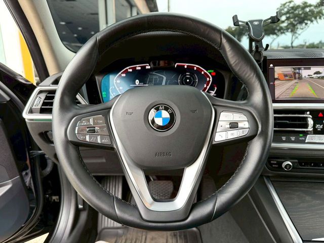 BMW寶馬 318I LUXURY  第4張相片