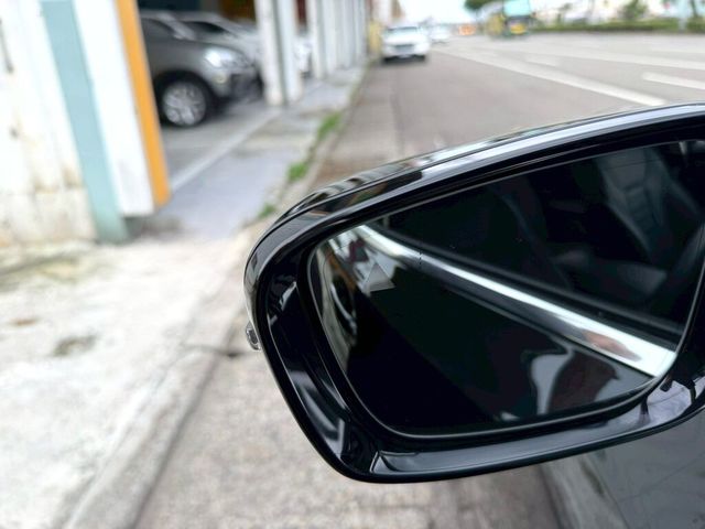 BMW寶馬 318I LUXURY  第15張相片