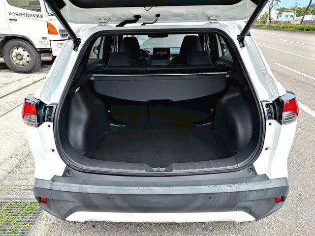 TOYOTA豐田 COROLLA CROSS HYBRID  第3張相片