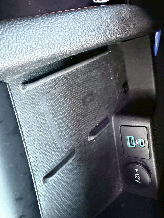 FORD福特 KUGA  第17張相片