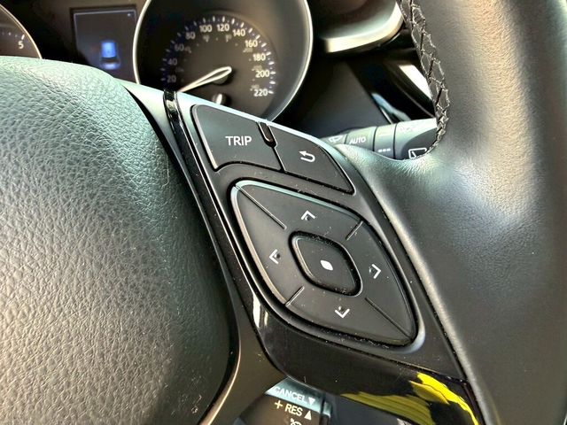 TOYOTA豐田 C-HR  第6張相片