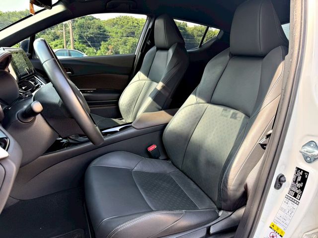 TOYOTA豐田 C-HR  第8張相片