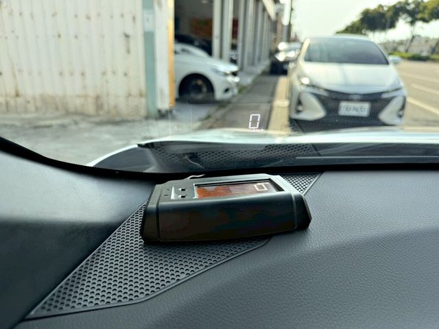 TOYOTA豐田 C-HR  第16張相片
