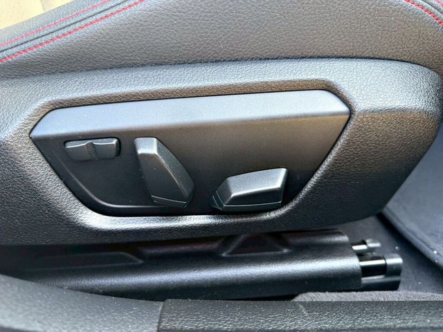 BMW寶馬 320I  第17張相片