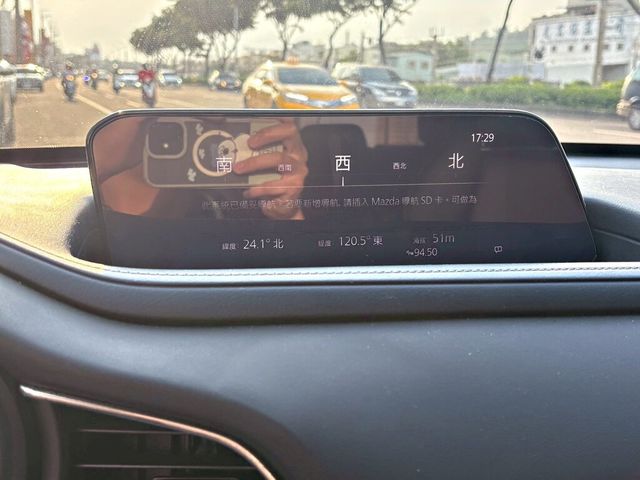 MAZDA馬自達 CX-30  第12張相片