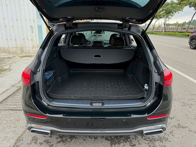 M-BENZ賓士 C200  第3張相片