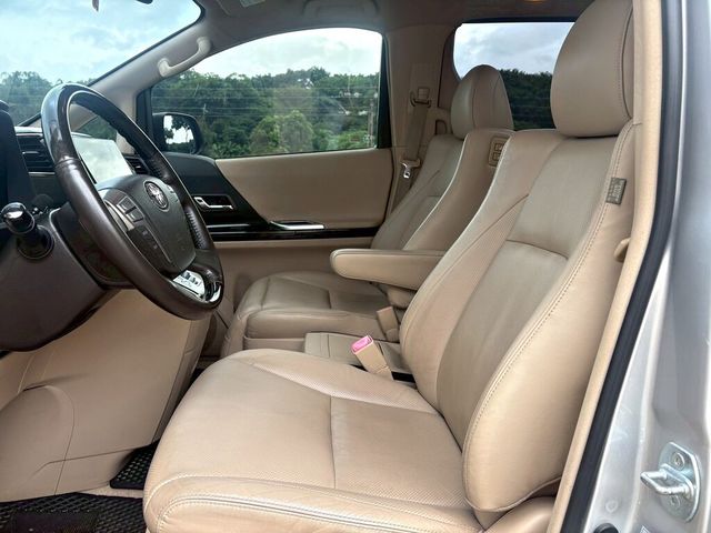 TOYOTA豐田 ALPHARD  第7張相片