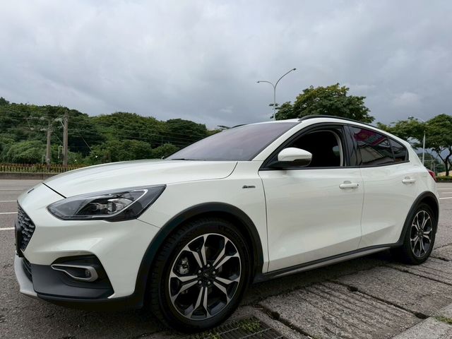FORD福特 FOCUS ACTIVE  第1張相片