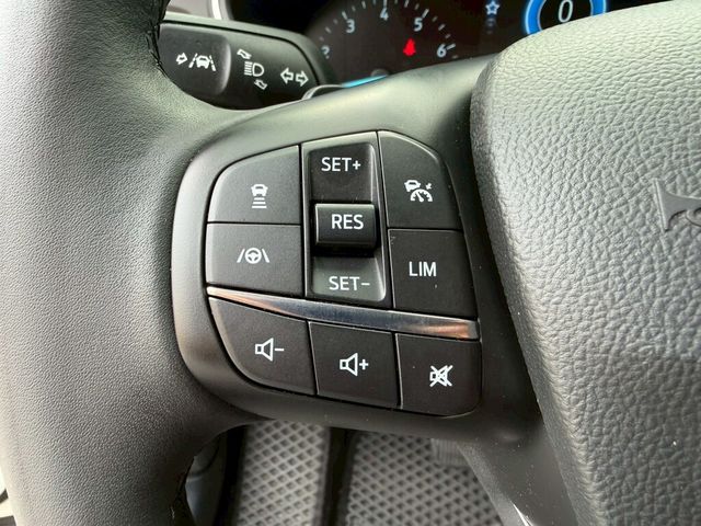 FORD福特 FOCUS ACTIVE  第8張相片