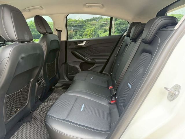 FORD福特 FOCUS ACTIVE  第11張相片