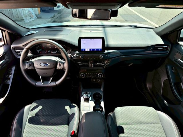 FORD福特 FOCUS  第11張相片