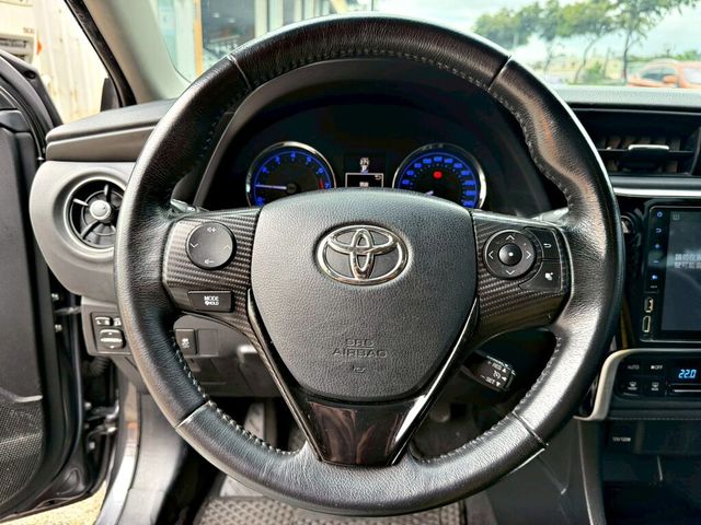 TOYOTA豐田 ALTIS  第4張相片