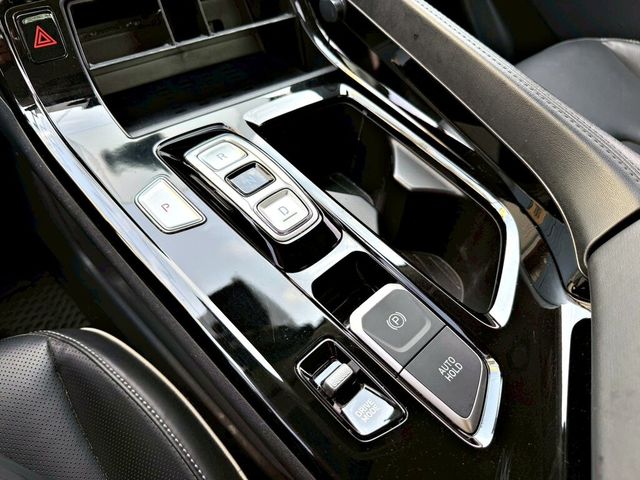 HYUNDAI現代 CUSTIN  第16張相片